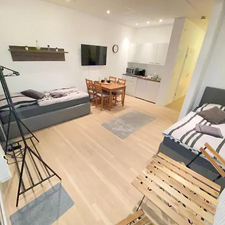 Worker Apartment Goch - 3 Single Box-Spring Beds - Parking *