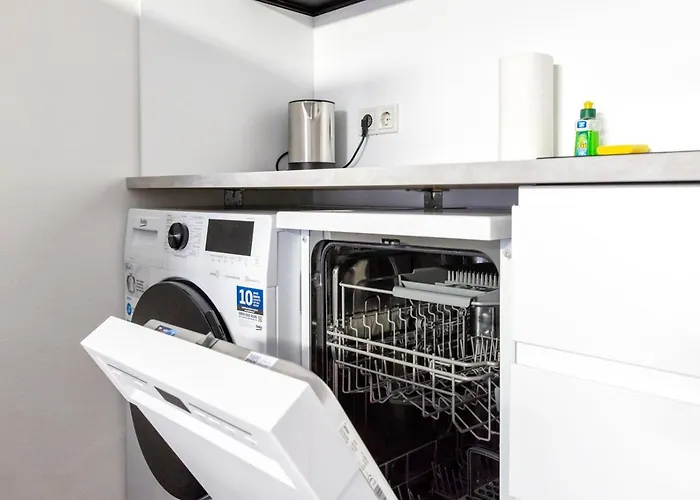 - 3 Einzelbetten - Stellplatz - Netflix Appartement