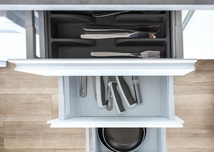 - 3 Einzelbetten - Stellplatz - Netflix Appartement *